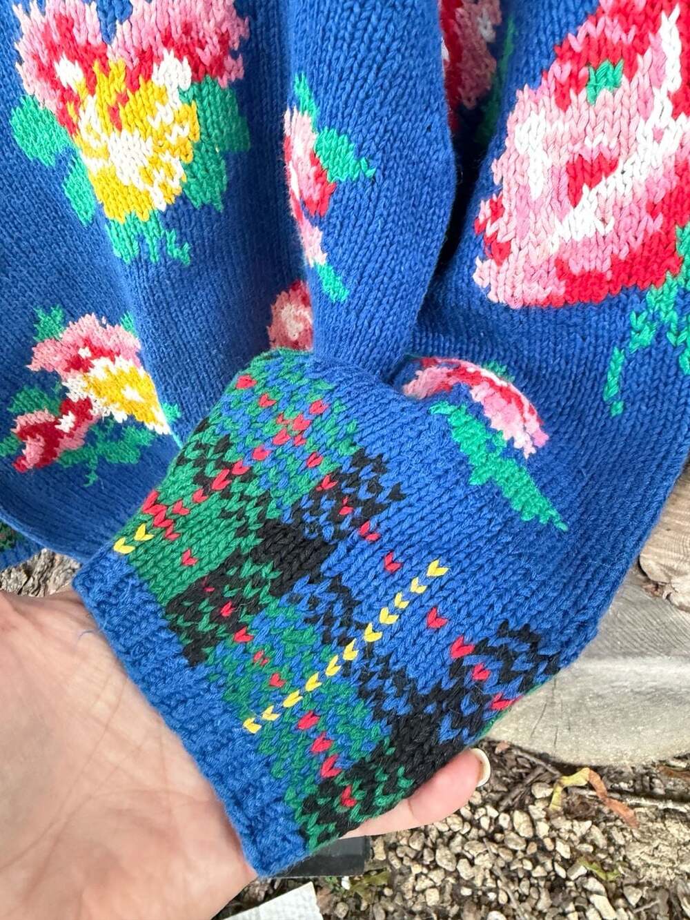 Adrienne Vittadini Vintage Floral Knit Sweater Blue Size S Plaid Cuffs - Picture 4 of 5
